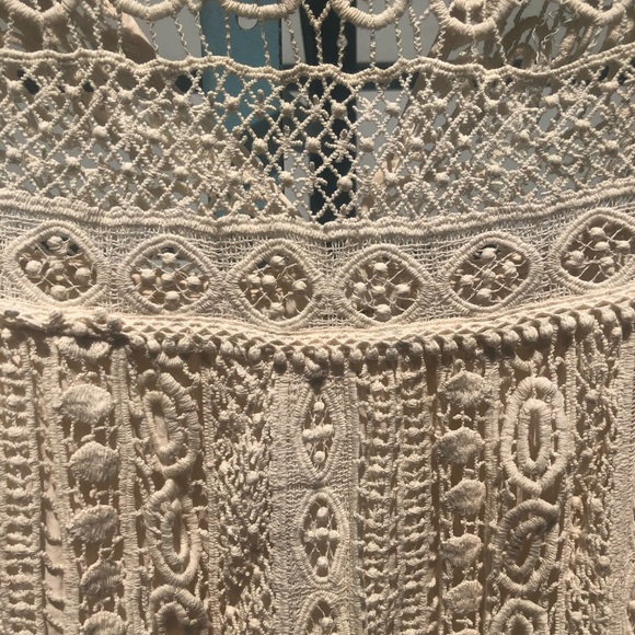 Lace Dress - Picture 3 of 4